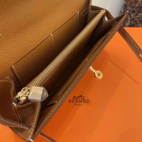 Hermes Kelly To Go - Picture 4 of 4